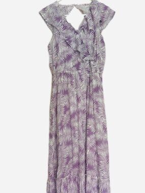 Skies Are Blue Lavender Leaf Print Maxi Dress